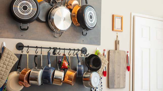 Image for article titled 10 Elegant Ways to Organize Your Kitchen