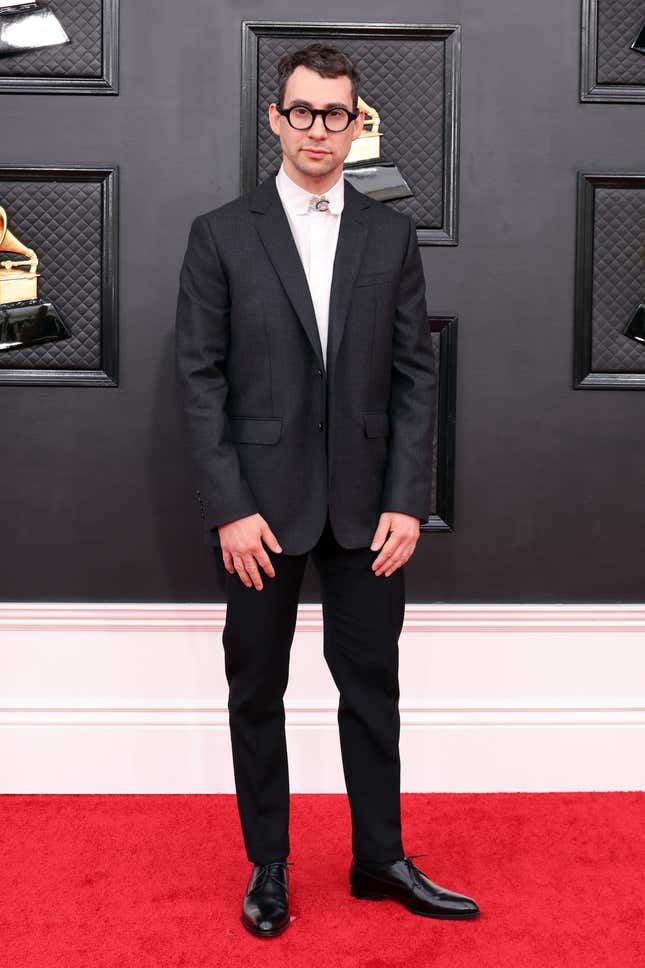 ack Antonoff attends the 64th Annual GRAMMY Awards at MGM Grand Garden Arena on April 03, 2022 in Las Vegas, Nevada. 