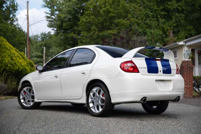 Image for article titled Someone Might Have Paid Too Much For This Low Mileage Dodge Neon SRT-4