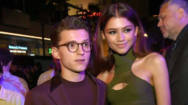 Image for article titled Zendaya and Tom Holland Are AbsoLUTELY Making Out in a Car This One Time