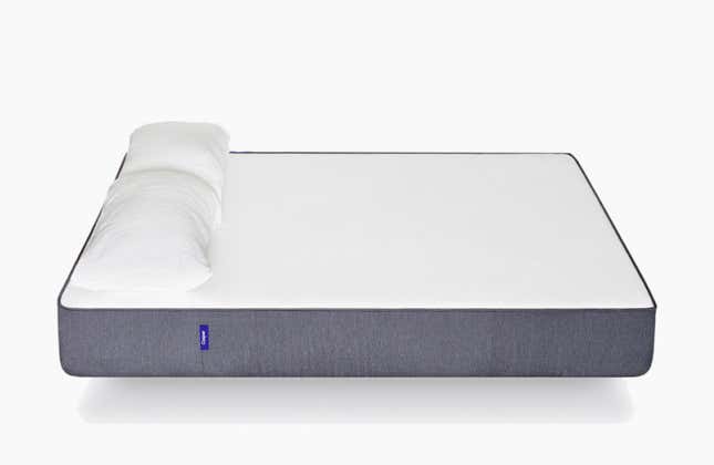 Not too soft like a cotton ball nor rock hard like a diamond, Casper offers a semi-firm mattresses calling it “The Goldilocks standard of ‘just right'”