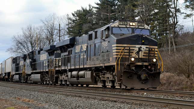 A Norfolk Southern freight train in Wyomissing, PA