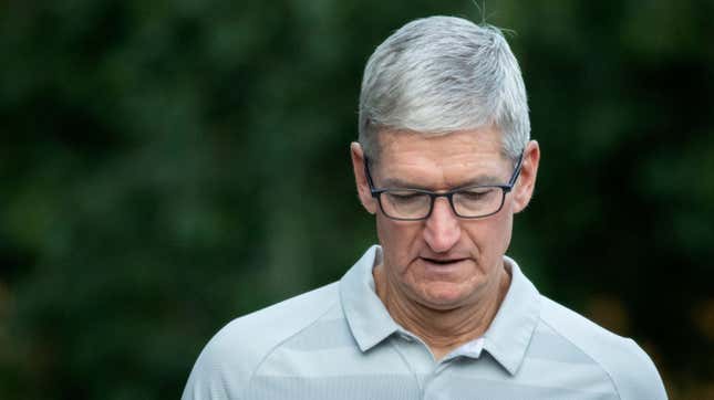 Image for article titled Court Orders Tim Cook to Sit for 7-Hour Deposition in Epic Case