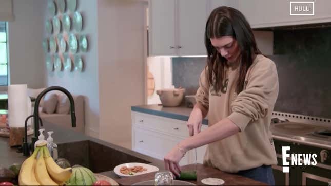 Image for article titled Knife Safety Tips, Inspired by Kendall Jenner