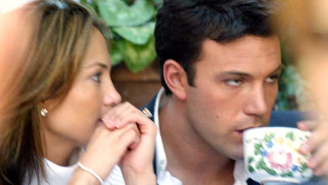 Image for article titled I&#39;m Still Not Over J.Lo and Ben Affleck Casually Sucking Face in Public??