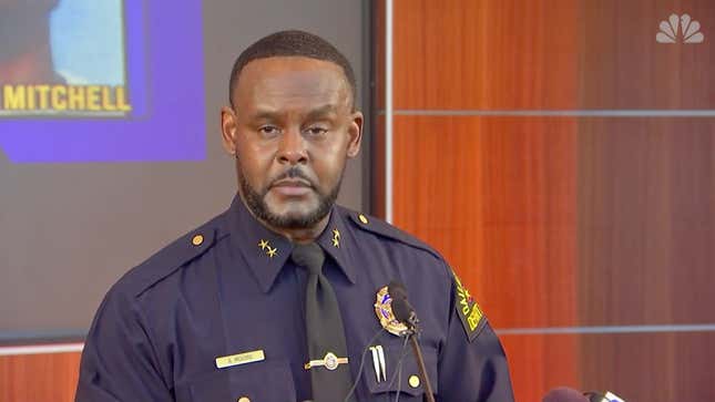 Police Allege Joshua Brown, Witness in Amber Guyger Trial, Was Victim ...