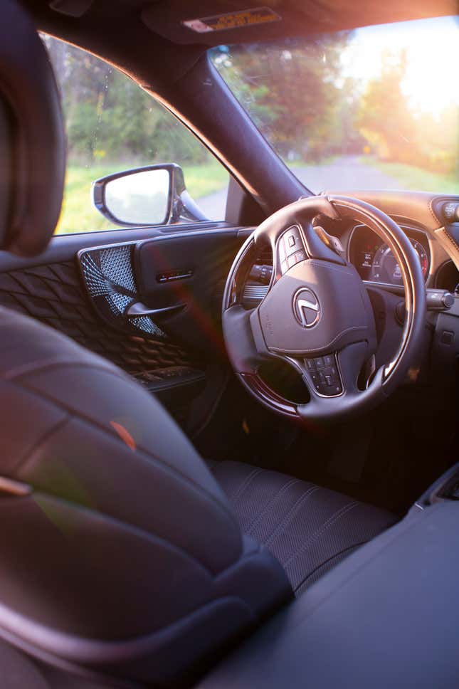 Image for article titled Here's How A $115,000 Lexus LS 500 Justifies Its Price