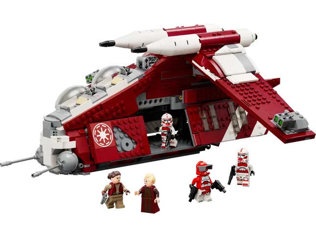 Imagen para el artículo titulado Es el mundo de Star Wars con todos los juegos de Lego que puedes comprar en septiembre