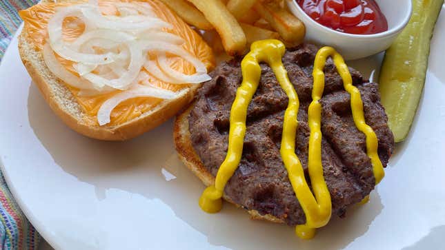 Image for article titled Waffle a Beef Patty for a Quick and Easy Burger