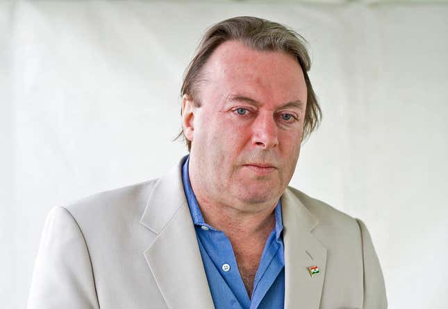 Image for article titled Fumbling, Inarticulate Obituary Writer Somehow Losing Debate To Christopher Hitchens
