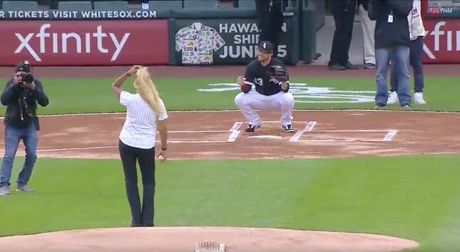 Image for article titled We&#39;ve A New Contender For The Title Of Worst Ceremonial First Pitch Of All Time