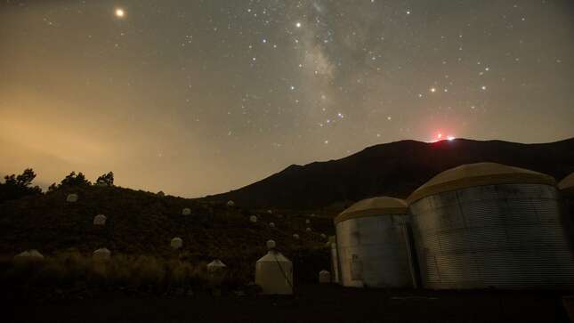 Cómo unos depósitos de agua en lo alto de un volcán en México ayudarán a resolver los misterios del universo<em></em>