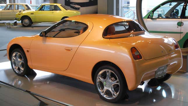 Image for article titled The Toyota AXV-IV Was A Bizarro Lightweight GR 86 From The '90s