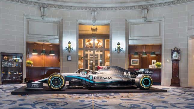 Image for article titled Mercedes-Benz Confirms Its Commitment To Formula One In The Face Of Daimler Austerity Measures