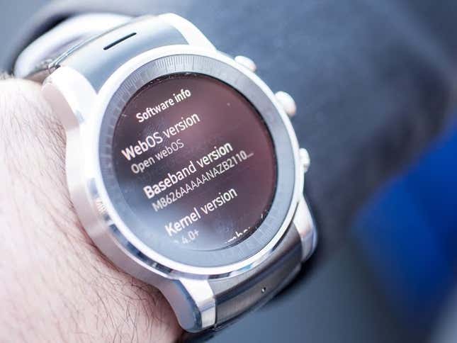 LG's New Smart Watch Is Powered by WebOS