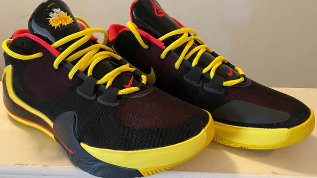 Image for article titled The 10 Blackest Shoes That I Own