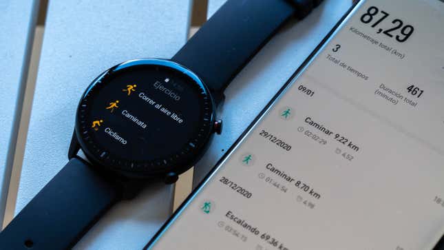 Imagen para el artículo titulado Amazfit GTR 2, análisis: por fin un smartwatch asequible que no peca de "barato"