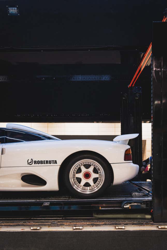 Image for article titled This Supercar Born In A Tokyo Nightclub Has Been Hidden For Decades