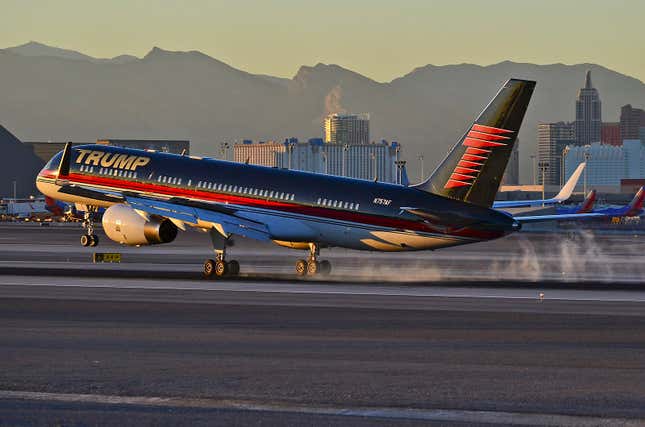 Donald Trump’s 757 landing in Las Vegas in 2014.