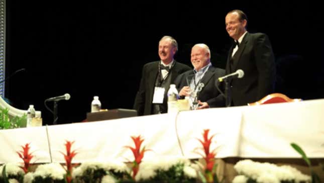 Don Foss (middle), founder of Credit Acceptance, accepts award from National Alliance of Buy Here Pay Here Dealers