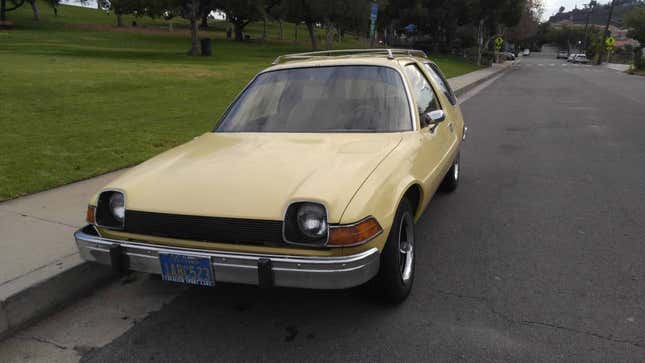 Image for article titled At $3,950, Could This 1977 AMC Pacer Wagon Get You To Love Fishbowl Living