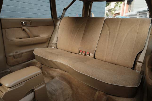 Image for article titled This Ultra-Clean Subaru Legacy Wagon Comes With 216,000 Miles And A Fantastic Craigslist Ad