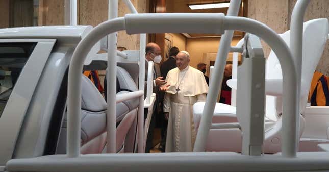 Image for article titled Toyota Pivots To Target Coveted Pope Market With The Mirai