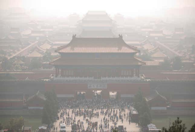 The Forbidden City in Beijing saw a record 20,000 tickets sold in two hours on Oct. 2, 2016.