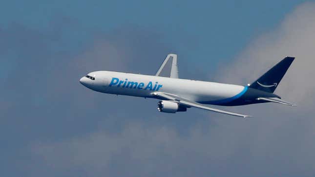 Foto de archivo de un Boeing 767 con la marca Prime Air de Amazon