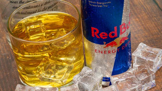 Image for article titled Drinks That Bartenders Hate The Most And Why