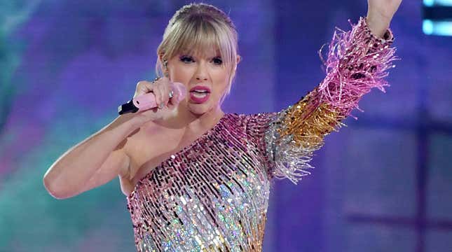 Image for article titled Taylor Swift Is Celebrating Pride Month by Writing to Her Senator and Calling Out Trump&#39;s Bullshit