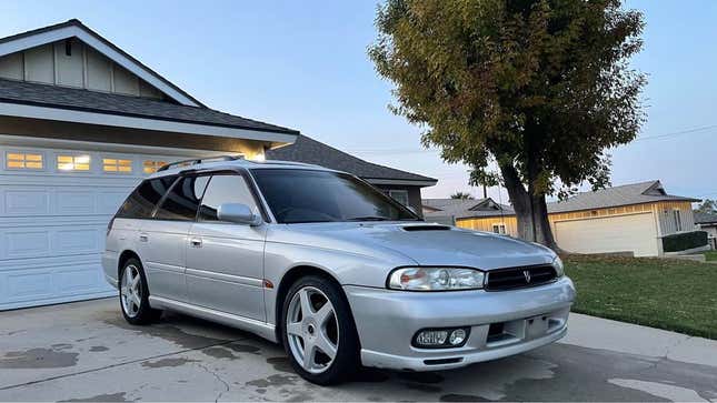 Image for article titled Ford Focus RS, Saab 9-3 Viggen, Subaru Legacy GT-B: The Dopest Cars I Found For Sale Online