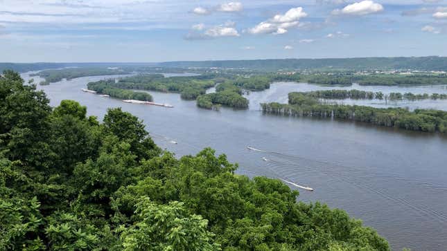 Road Salt Turning Part of Mississippi River to Toxic Salty Mess