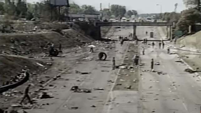 Image for article titled A 4-Year-Old Was the Sole Survivor of One of the Deadliest Plane Crashes in U.S. History