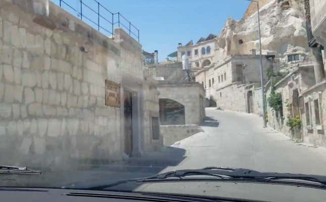 Image for article titled I Picked Up A Hitchhiker In Turkey And It Was Hilariously Weird
