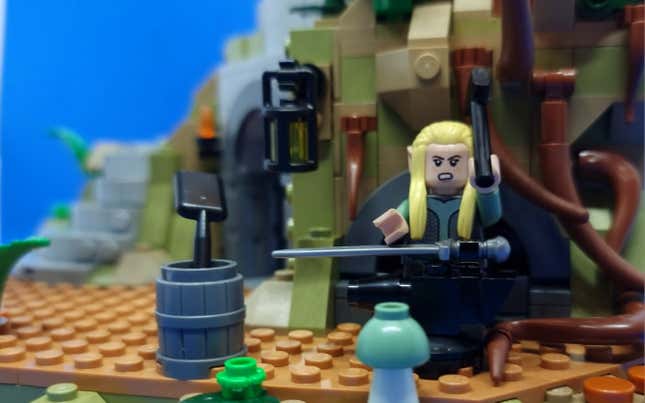 Image for article titled Lego's Huge Rivendell Set Is as Epic a Feat as the Lord of the Rings Movies