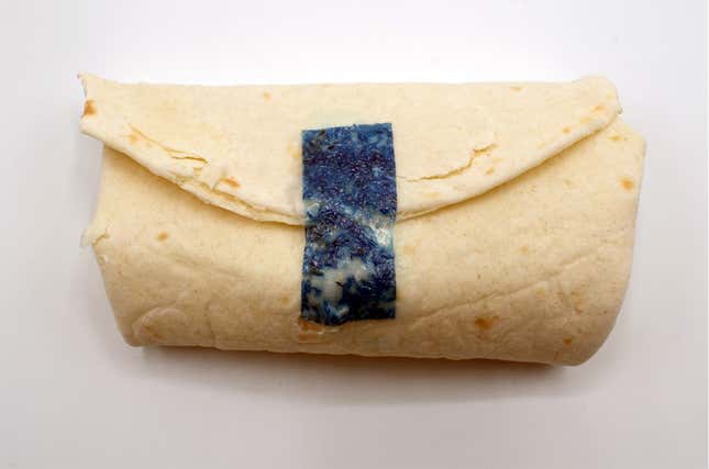 Imagen para el artículo titulado Crean una cinta adhesiva comestible para mantener los burrito bien envueltos