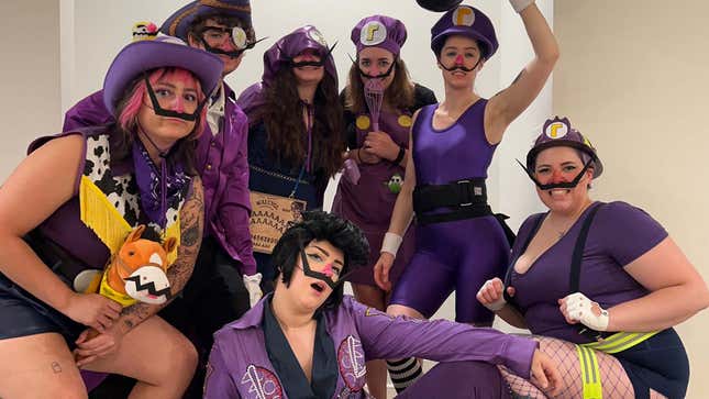 A group photo shows all the various Waluigi-variants together.