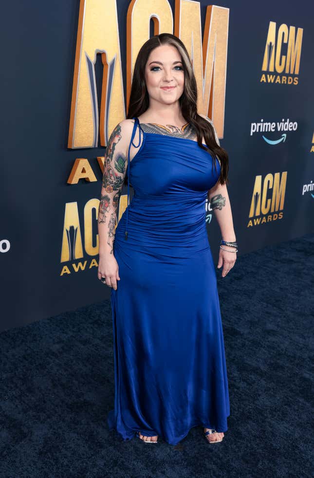 Image for article titled The Boldest and Blandest Looks From the ACM Awards