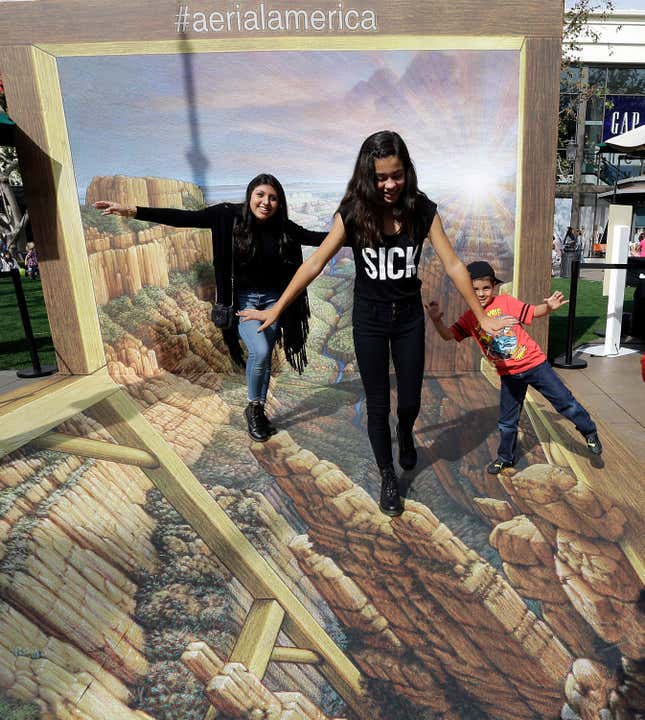 Kurt Wenner’s 3D installation of the Grand Canyon.