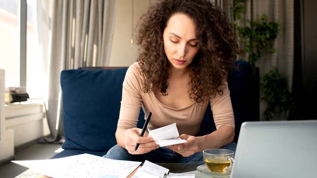Image for article titled Things Nobody Tells You About College Debt