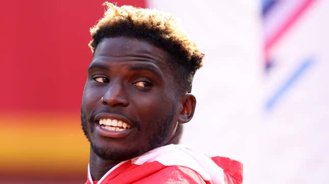 Tyreek Hill mocks NFL’s ‘Old man yells at cloud’ celebration rules with ...