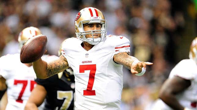 Image for article titled Colin Kaepernick Admits He Learned Nothing From Watching Alex Smith Play Quarterback