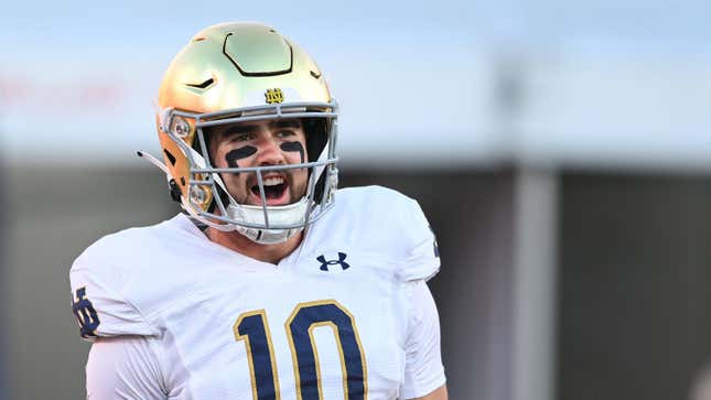 Notre Dame’s Drew Pyne is the latest player to enter the transfer portal