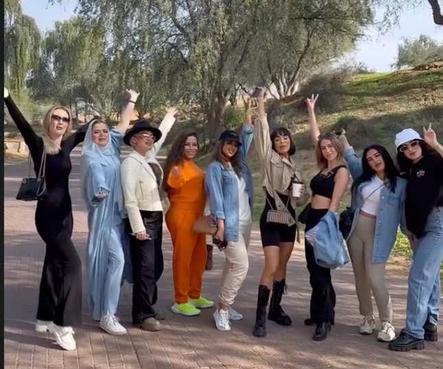 Image for article titled Tarte Cosmetics Just Hosted a Lavish Influencer Trip to Dubai, Should We Care?