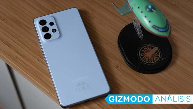 Imagen para el artículo titulado Samsung Galaxy A53, análisis: bueno, bonito y (ahora) barato