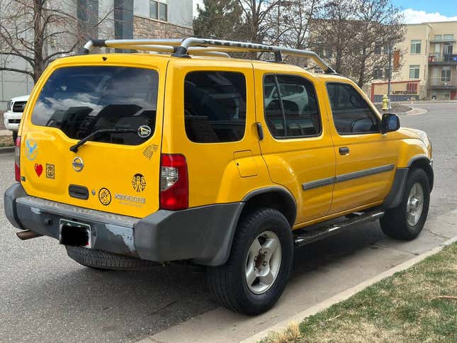 Imagen para el artículo titulado A $4,400, ¿es este Nissan Xterra 2002 sobrealimentado una oferta extra buena?