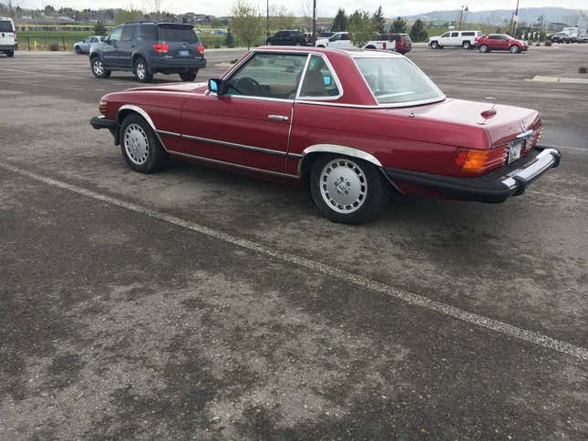 Image for article titled At $11,500, Is This LT1-Powered 1982 Mercedes 380SL Truly the Best of Both Worlds?