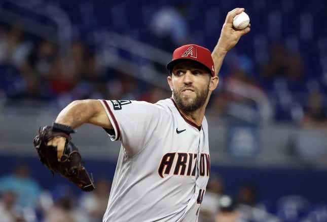 Apr 14, 2023; Miami, Florida, USA; Arizona Diamondbacks starting pitcher Madison Bumgarner (40) pitches against the Miami Marlins during the first inning at loanDepot Park.