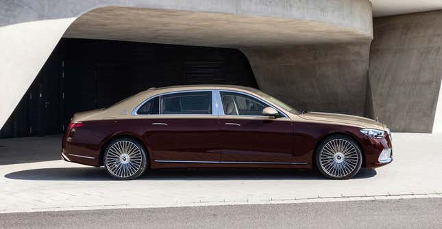 Image for article titled Hyundai-Kia Continues Their Lighting Design Onslaught With The Genesis G90's Indicator Repeaters